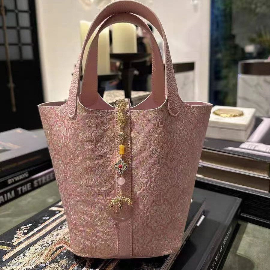 新中式宋錦バケットバッグ・ピコタン「花綺羅(はなきら)」