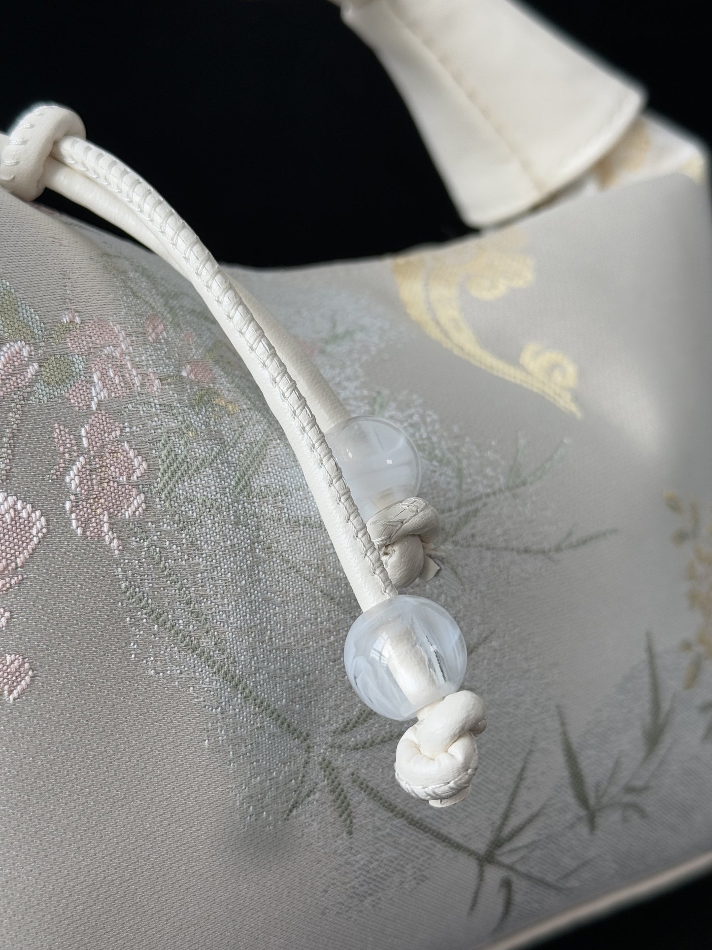 中式刺繍ハンドバッグ「墨竹吟」