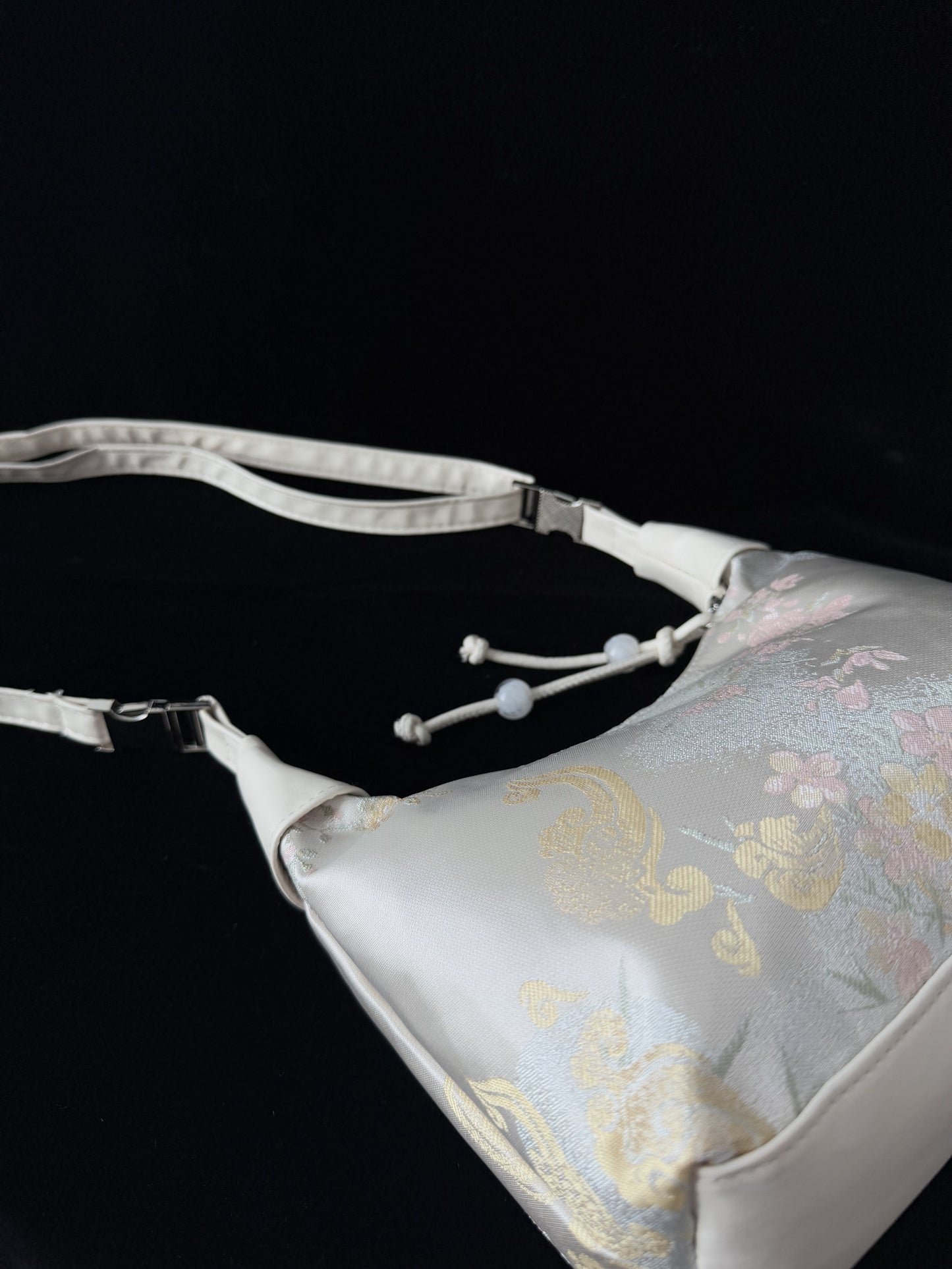 中式刺繍ハンドバッグ「墨竹吟」