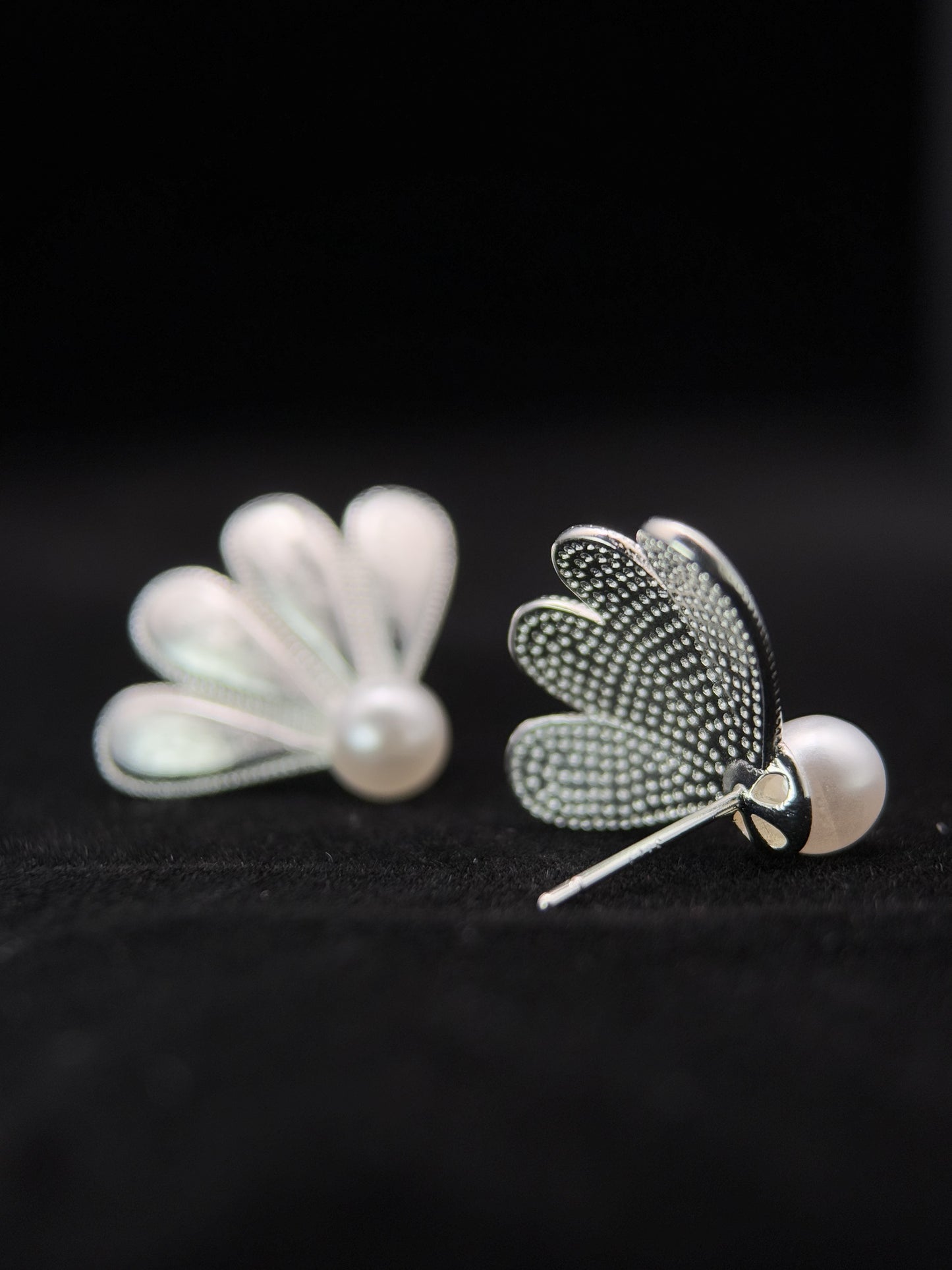 銀糸花珠ピアス「月下紡」