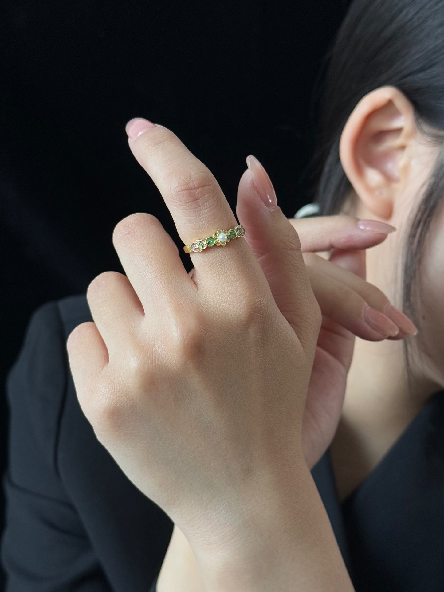 瑠璃彩珠リング「虹彩繚」