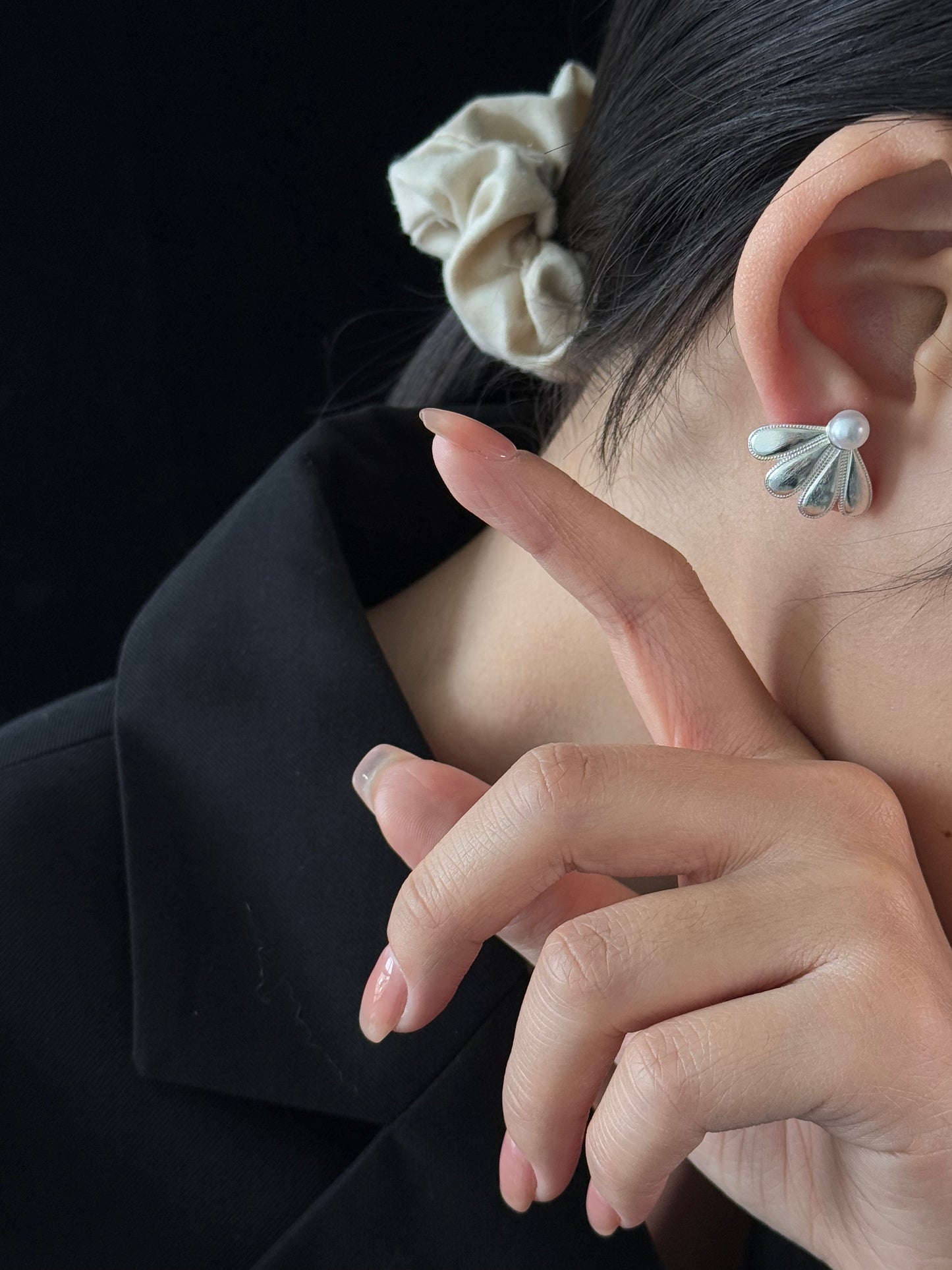 銀糸花珠ピアス「月下紡」