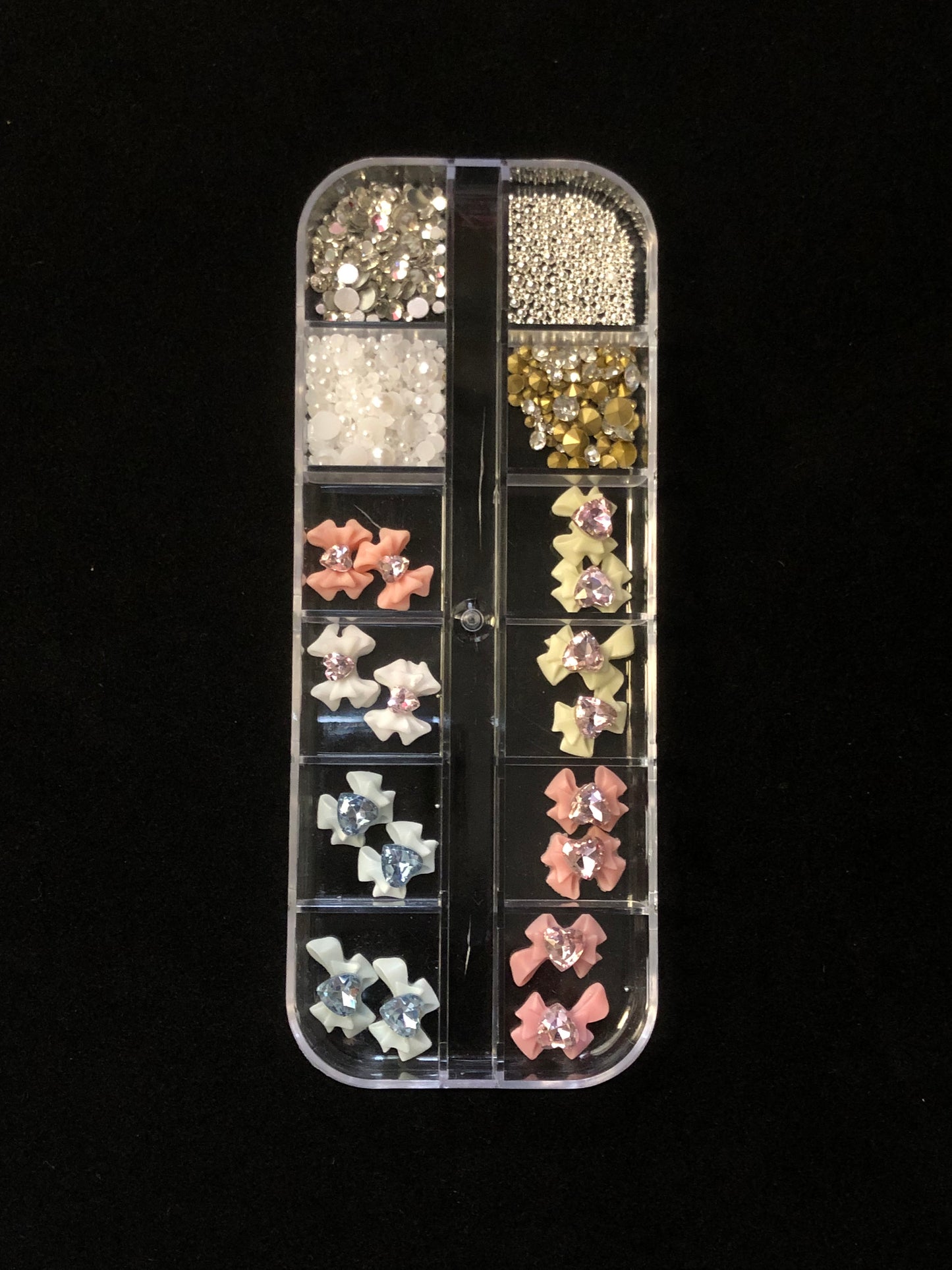 【単品注文不可・耳つぼシールとセット購入が必須】耳ツボジュエリーパーツ 12デザイン入りセット 耳ツボシールDIYグッズ クロムハーツ風