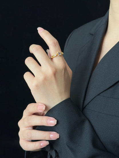 方円の輝きリング「晶華繚」